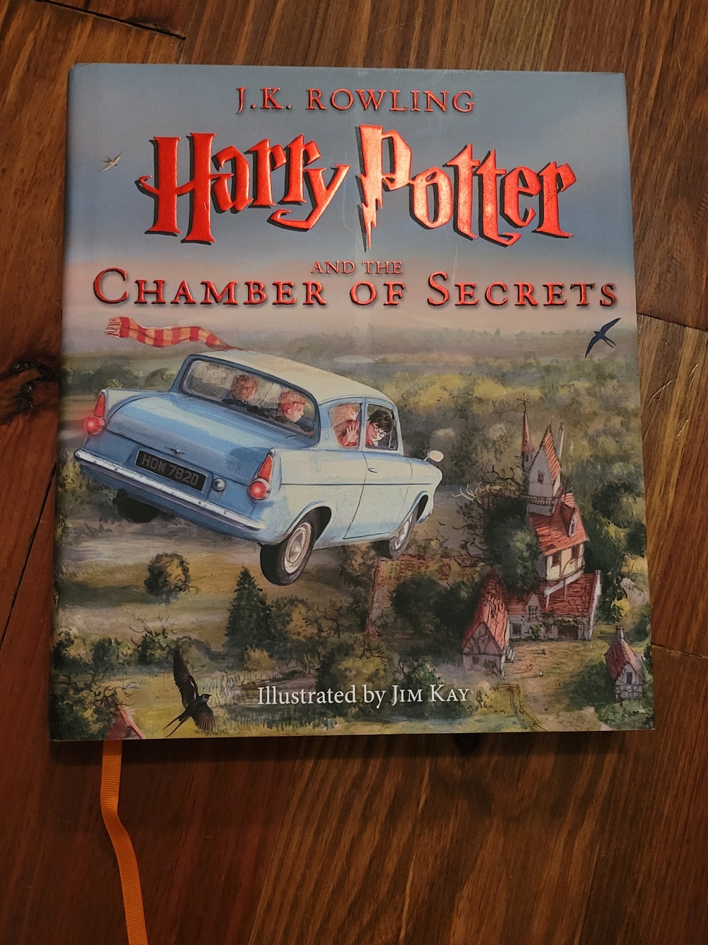Harry Potter and the Chamber of Secrets - Illustrated Hardcover (Blue Cover)